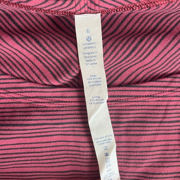 Lululemon Stripe Wine Berry Black Kanto Catch Me LS Thumbhole Slim Rulu Top SZ 6 - Picture 4 of 13